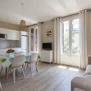 Aparteasy - Family 4-bedroom Barcellona